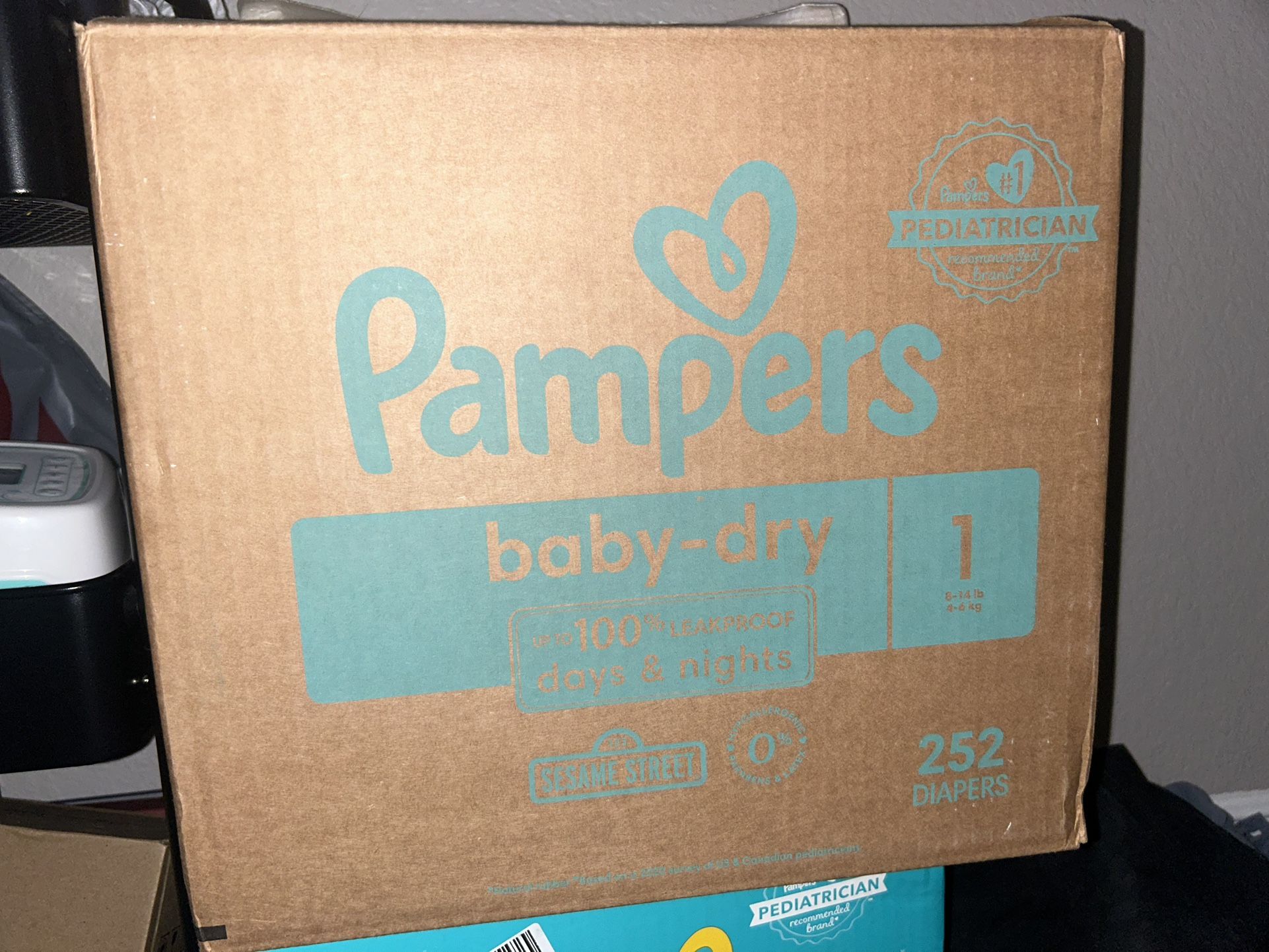 Pampers 