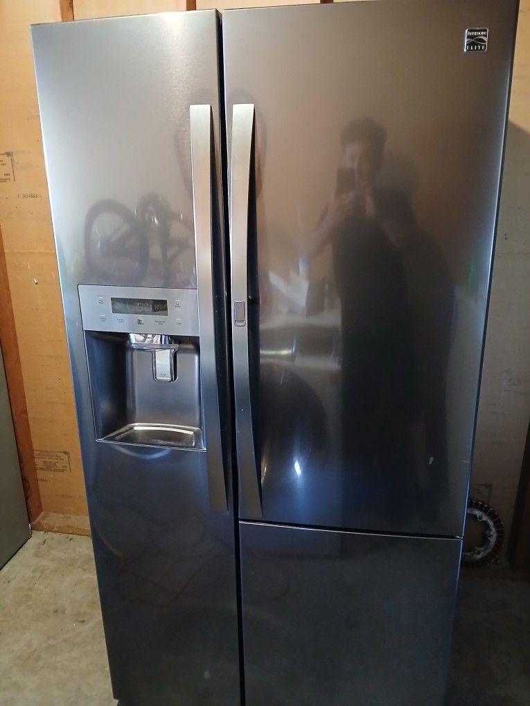 LG Refrigerator Side By Side