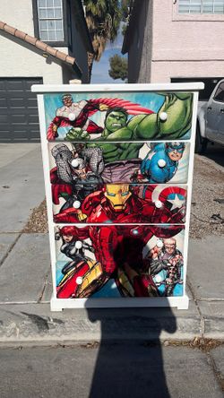 Avengers dresser