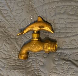 Dolphin Spigot