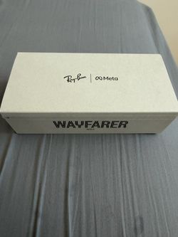 BRAND NEW! Ray-Ban META Wayfarer Gen 2 Large matte black Gradient Graphite.