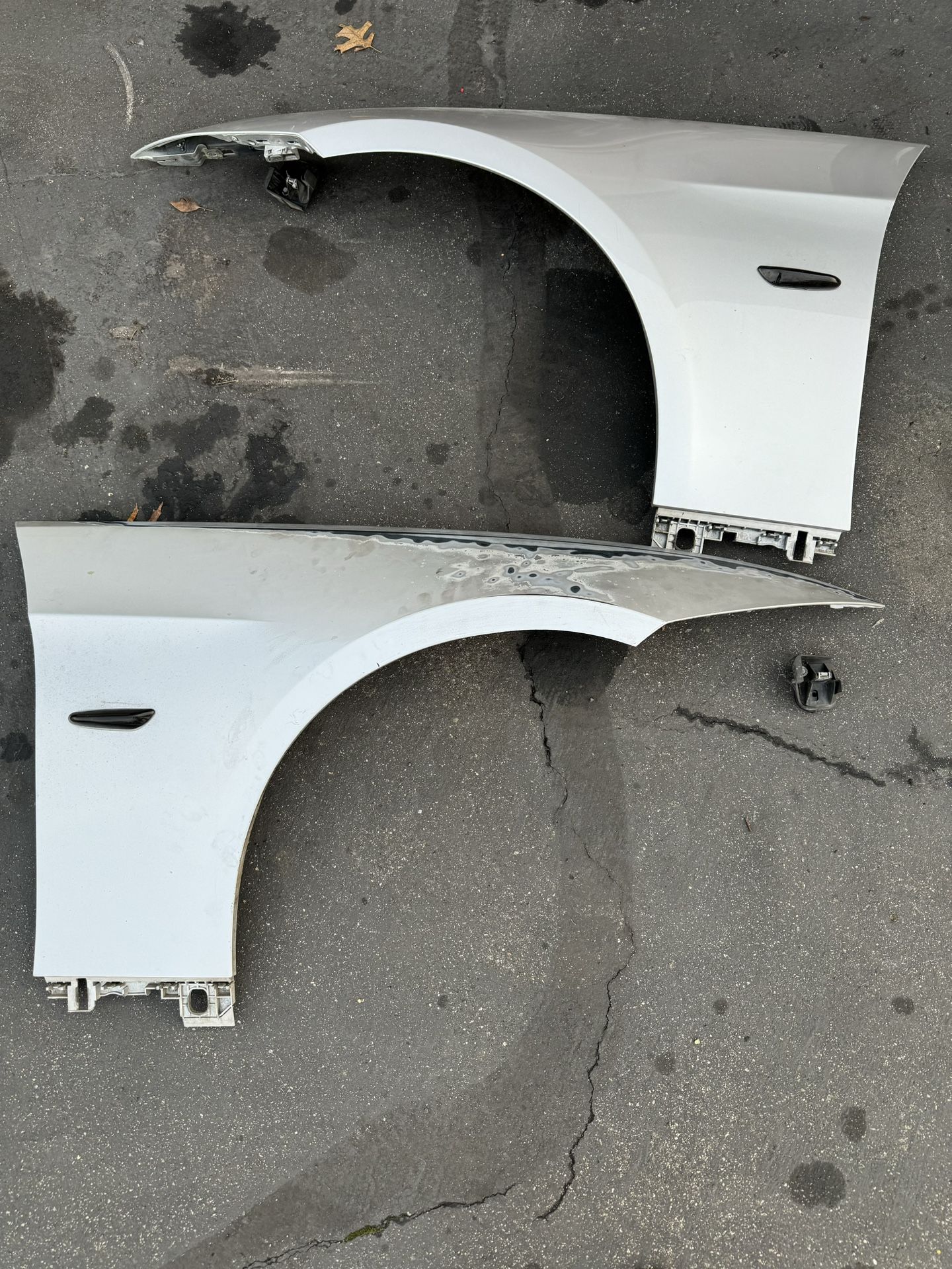 E92 Silver Fenders 