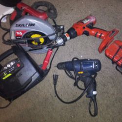 Battery Charger Skilsaw Black And Decker Drill And Charger Impact Drill