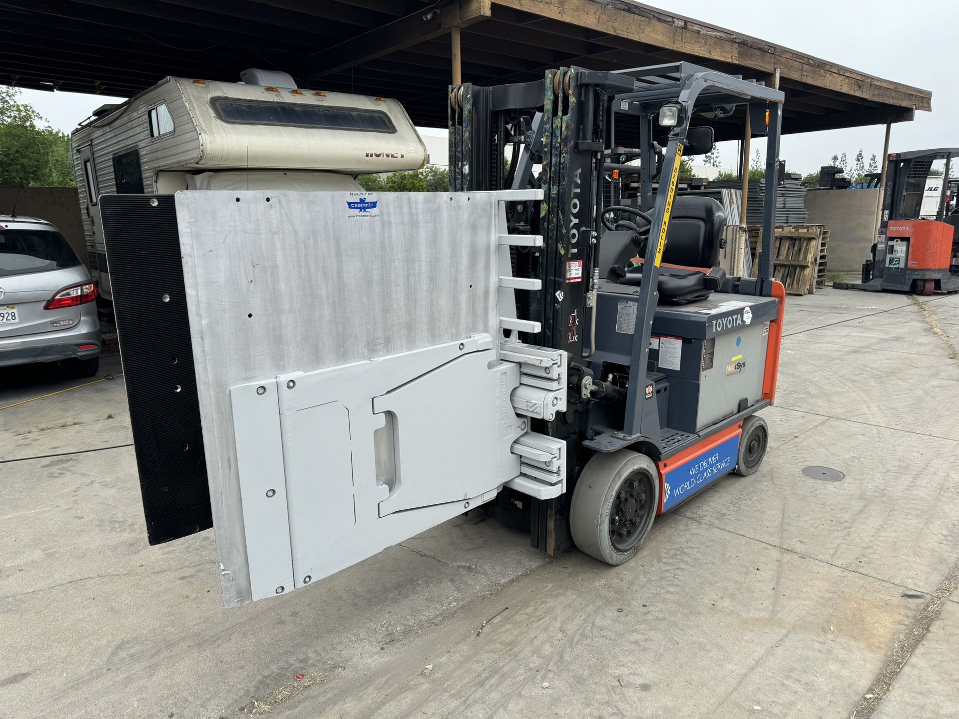 2019 Toyota forklift clamp