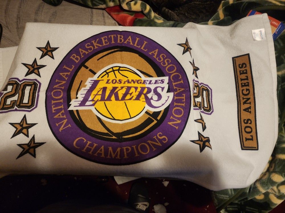 lakers stocking santa hat and champions towel