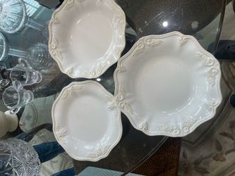 Lenox 3 bowls