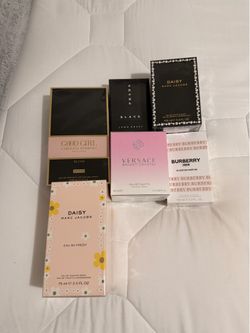 Women's perfume / Men's cologne