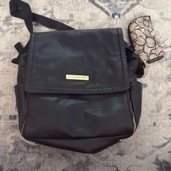 Petunia Pickle Bottom Diaper Bag