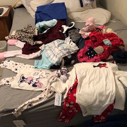 Girls winter and a few summer clothes ,  sizes 12-18 months…. asking 25 dollars  thank You 