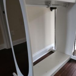 Kid Closet With Mirror