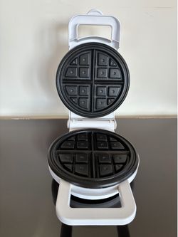 Waffle maker