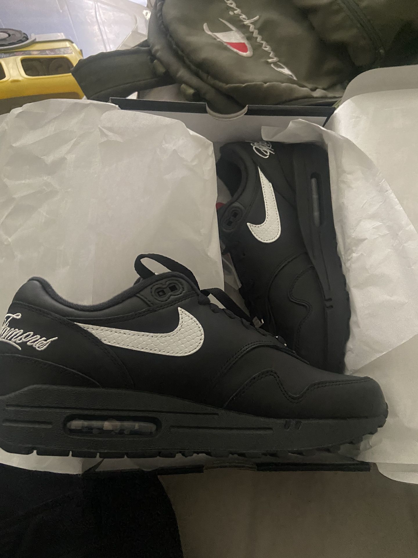 Supreme Air Max