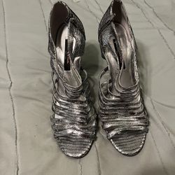 Elegant Silver Strappy Heels for Formal Occasions