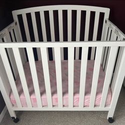 Foldable Crib Da Vinci Dylan And Mattress