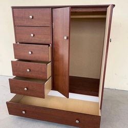 Large Pacoima Cherry Wardrobe 