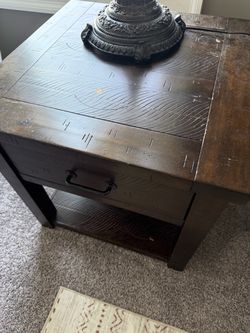 2 Side tables with drawer