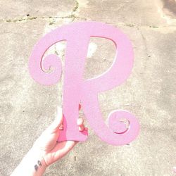 "R" Wall sign 