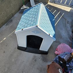 Small Dog House 