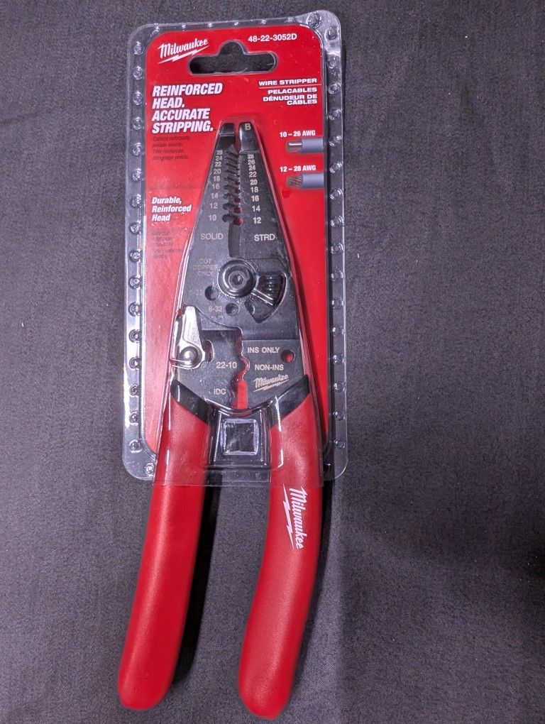 Milwaukee Reinforced Head Accurate Stripping