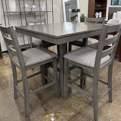 1 Table 4 Chair Set For Sale 
