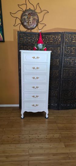 Lingerie Dresser Chest Solid Wood Measurements On Picture PICK UP ONLY
