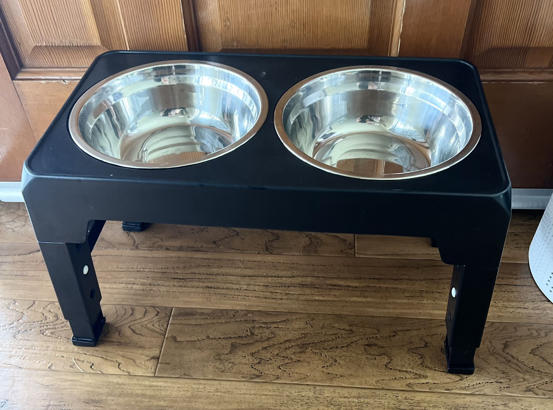 Pet  Feeding Bowls Adjustable Stand 