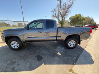 2016 TACOMA  SR5
