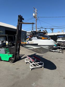 Seadoo Yamaha Waverunner PWC Jetski jet skis