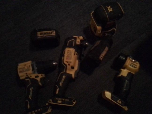 Dewalt