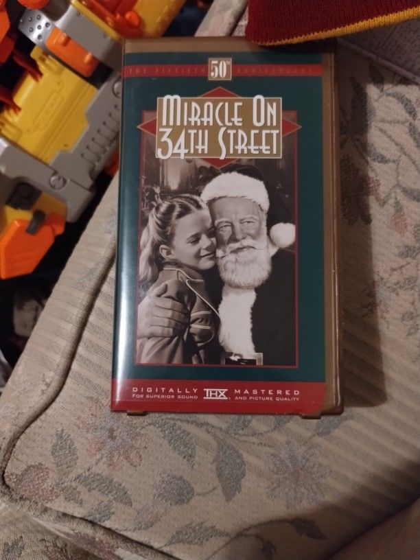 VHS Miracle On 34th Street 50th Anniversary