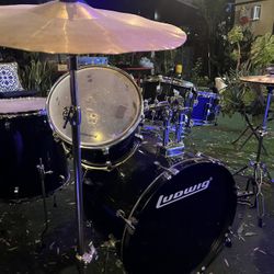 Drum Set 