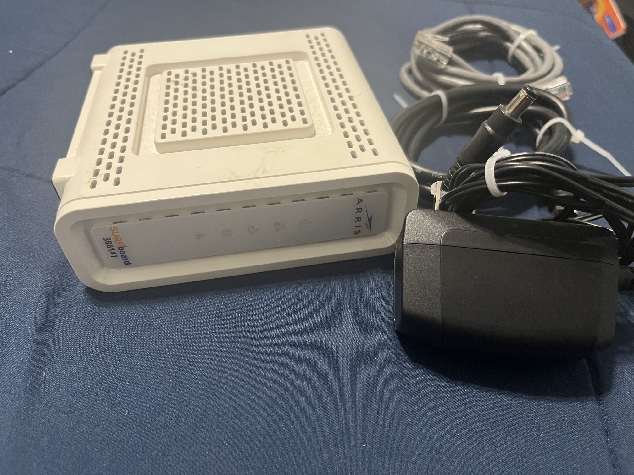 Arris Surfboard SB6141 Modem