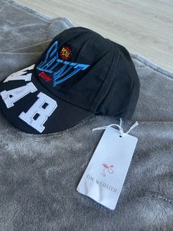 Saint war hat