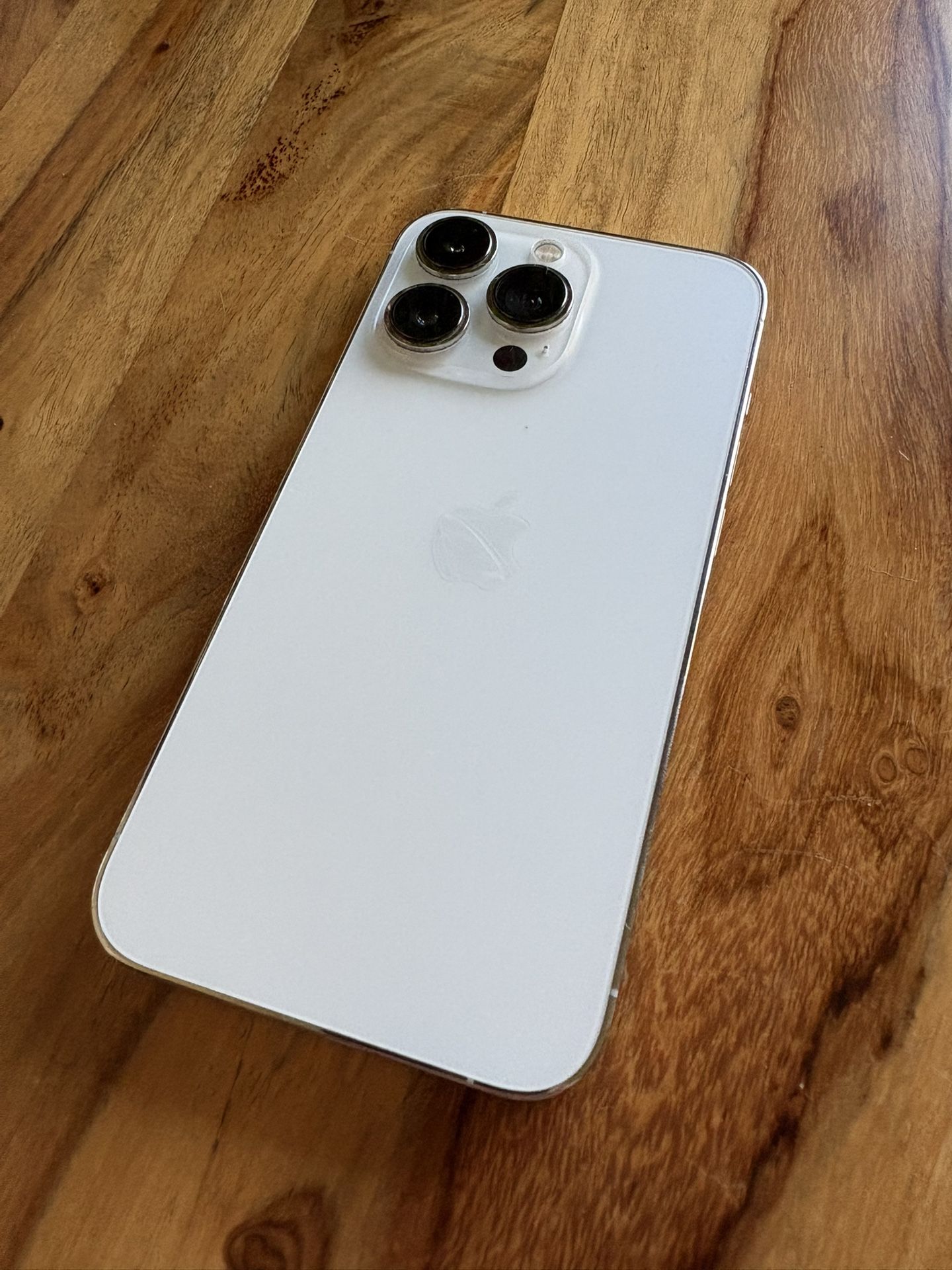 Unlocked iPhone 13 Pro 1TB