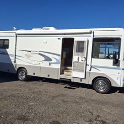 2003 Winnevago Itasca