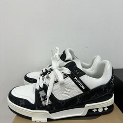 Louis Vuitton Sneakers