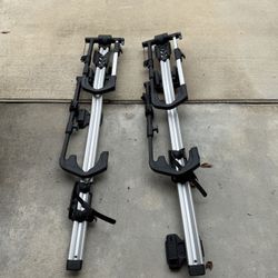 2x Thule Upride Roof Bike Racks