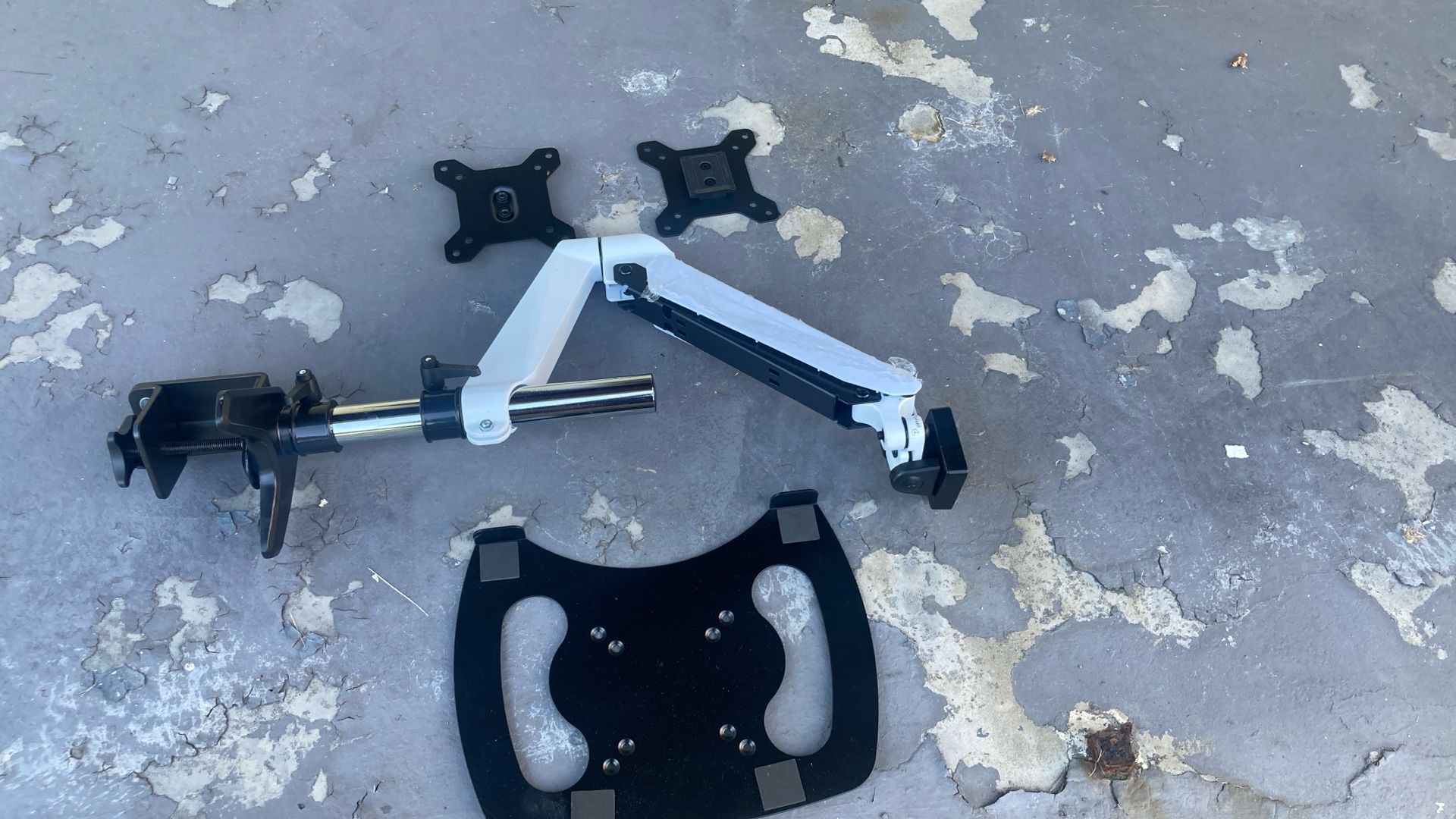 Articulating Monitor Mount