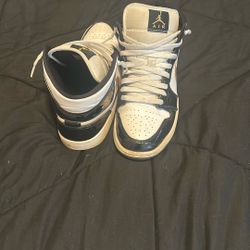 Jordan One Patent Leather Black, White And Gold