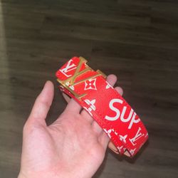 Supreme Louis Vuitton belt