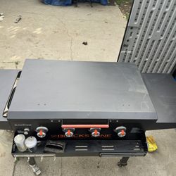 Blackstone 36” Gas Griddle With Hard Top And Cover 