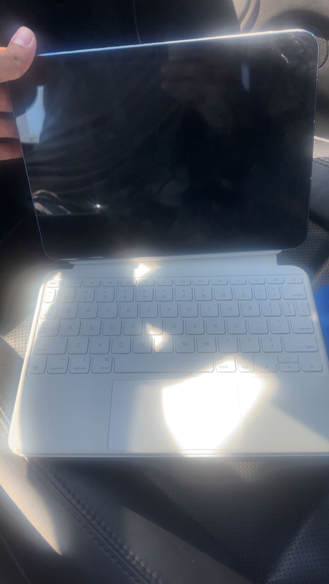 10th Gen With Magic Case
