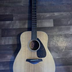 Yamaha Guitar FG700S