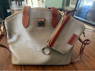 Dooney & Bourke