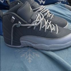 Jordan 12 Charcols Size 5.5