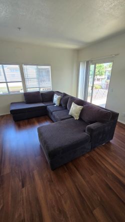 Navy blue Couch