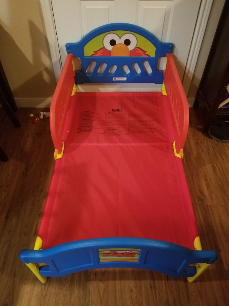 Elmo toddler bed