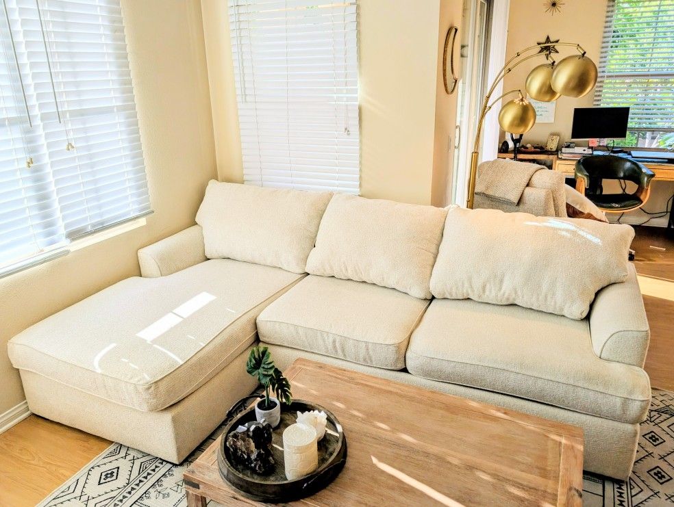 Nice 138 Inch Left Facing Sofa 