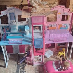 Barbie Doll House With Car And Accessories And Dolls