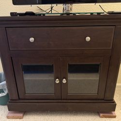 Wood Cabinet/TV Stand
